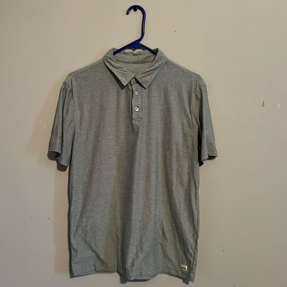 Vuori Medium Green Strato Tech Polo